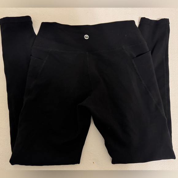 Senita Athletics Black Ribbed Shakti Capris Size Large - Picture 2 of 3